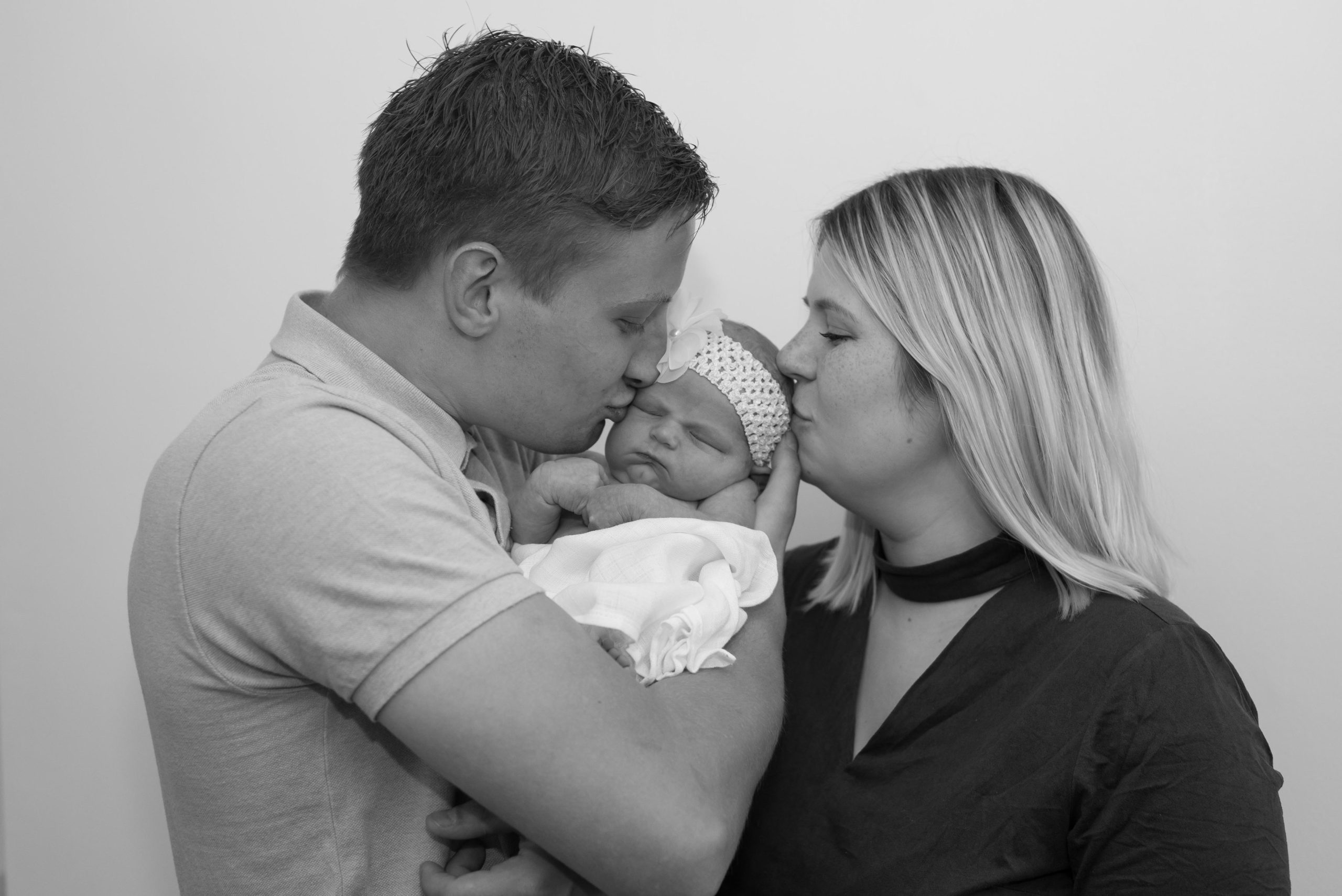 Hannah Phipps Photography is owned and run by Hannah Phipps, London and Essex photographer known for her classic style of wedding, newborn, baby and family portraits | Wedding Photography Essex | Newborn Photography Essex