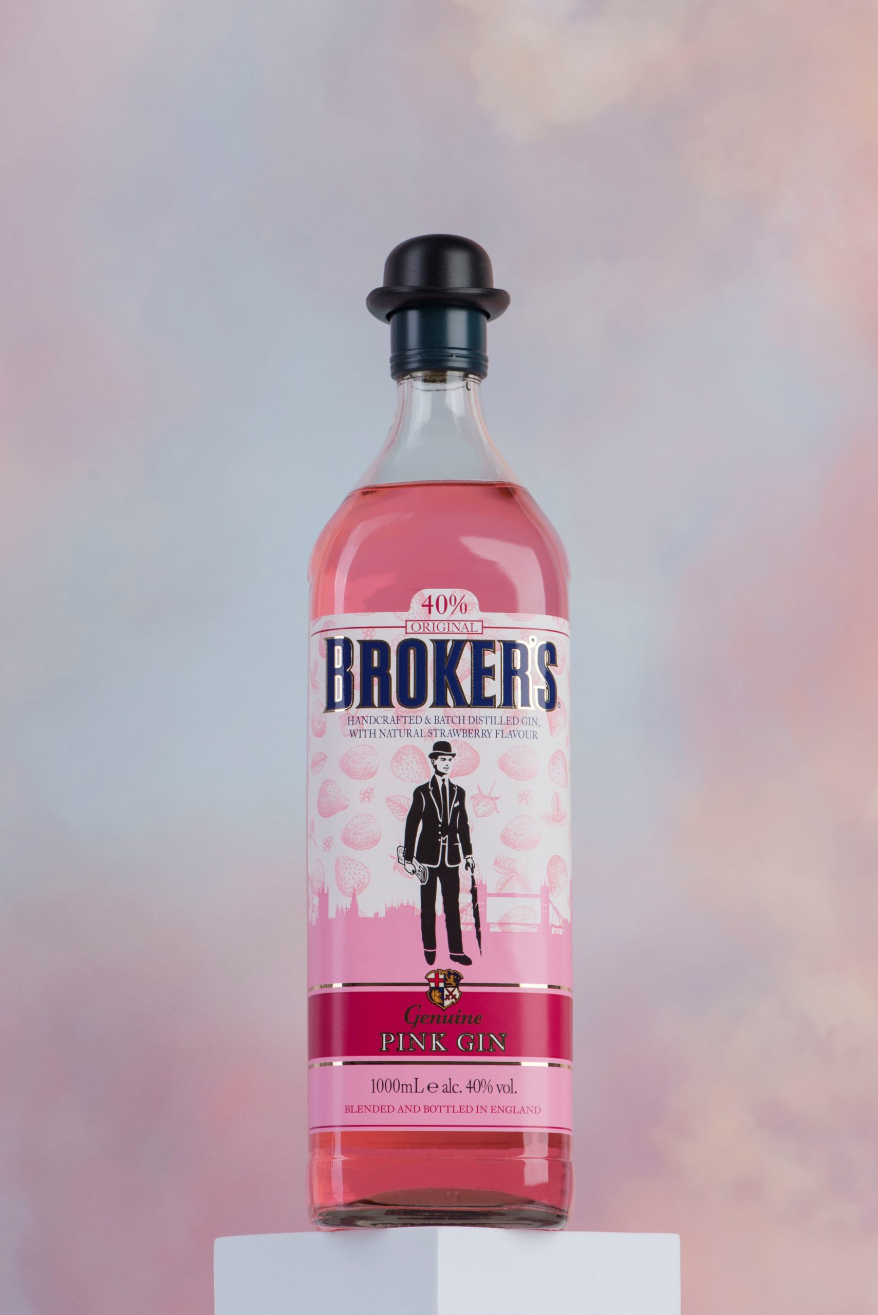 Broker's Pink Gin product photography